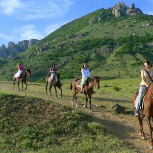 Путешествие на лошадях в поисках родового поместья