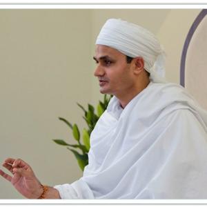 Индивидуальные встречи, мантра-медитация и сатсанг Духовного Учителя Шри Пракаша Джи